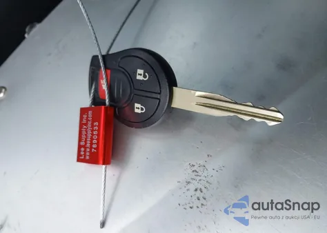 2015 Nissan Versa Note Sv z USA, uszkodzony, nr VIN 3N1CE2CPXFL372866